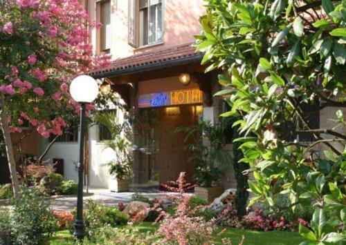 Air Hotel 3*